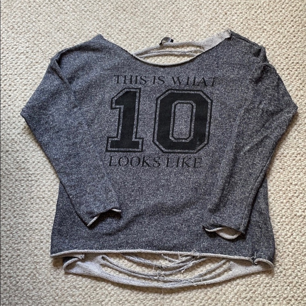 SWEATER